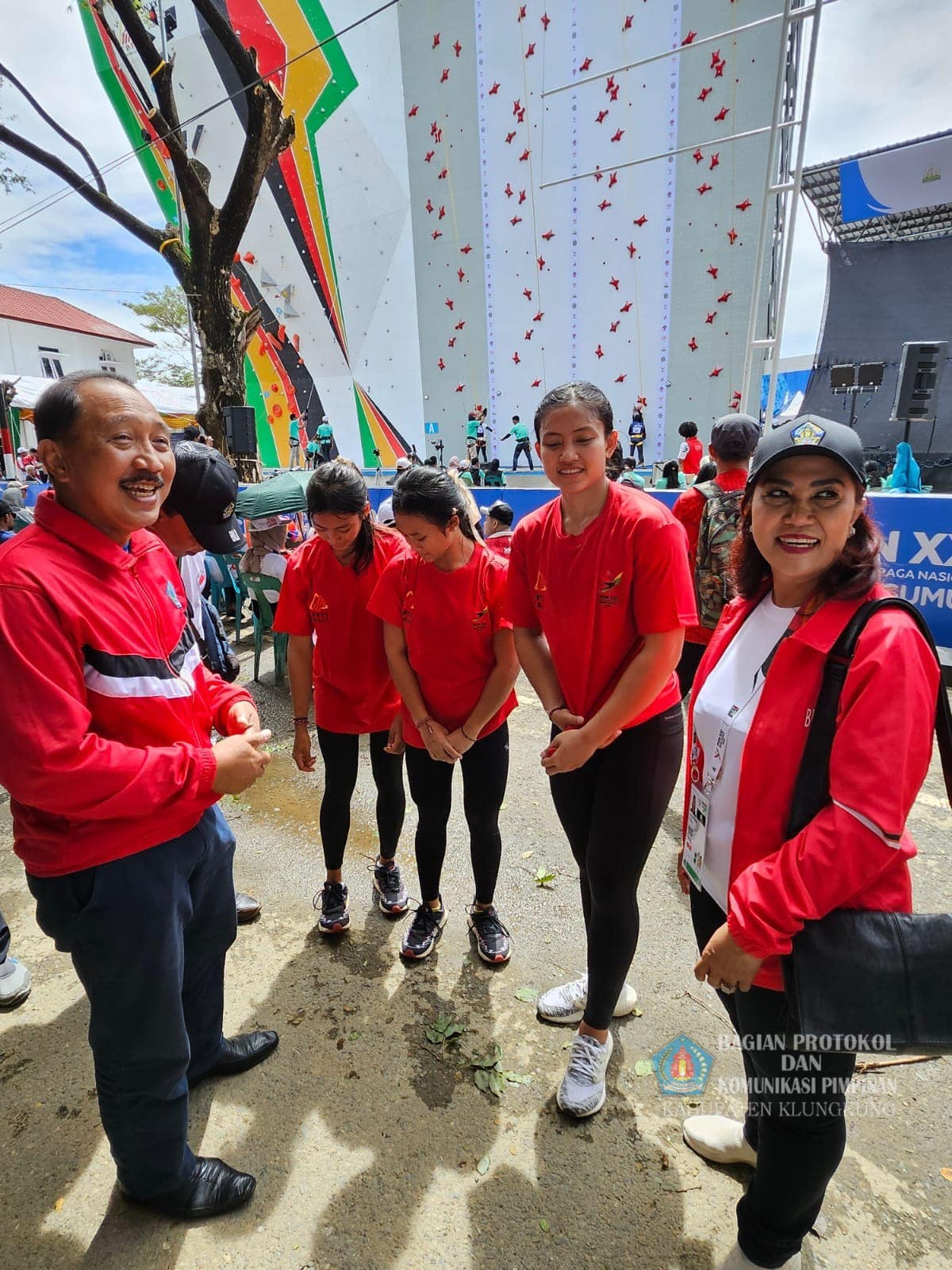  Pj Bupati Jendrika Beri Support Atlet Klungkung yang berlaga di PON XXI/2024 Aceh-Sumut  