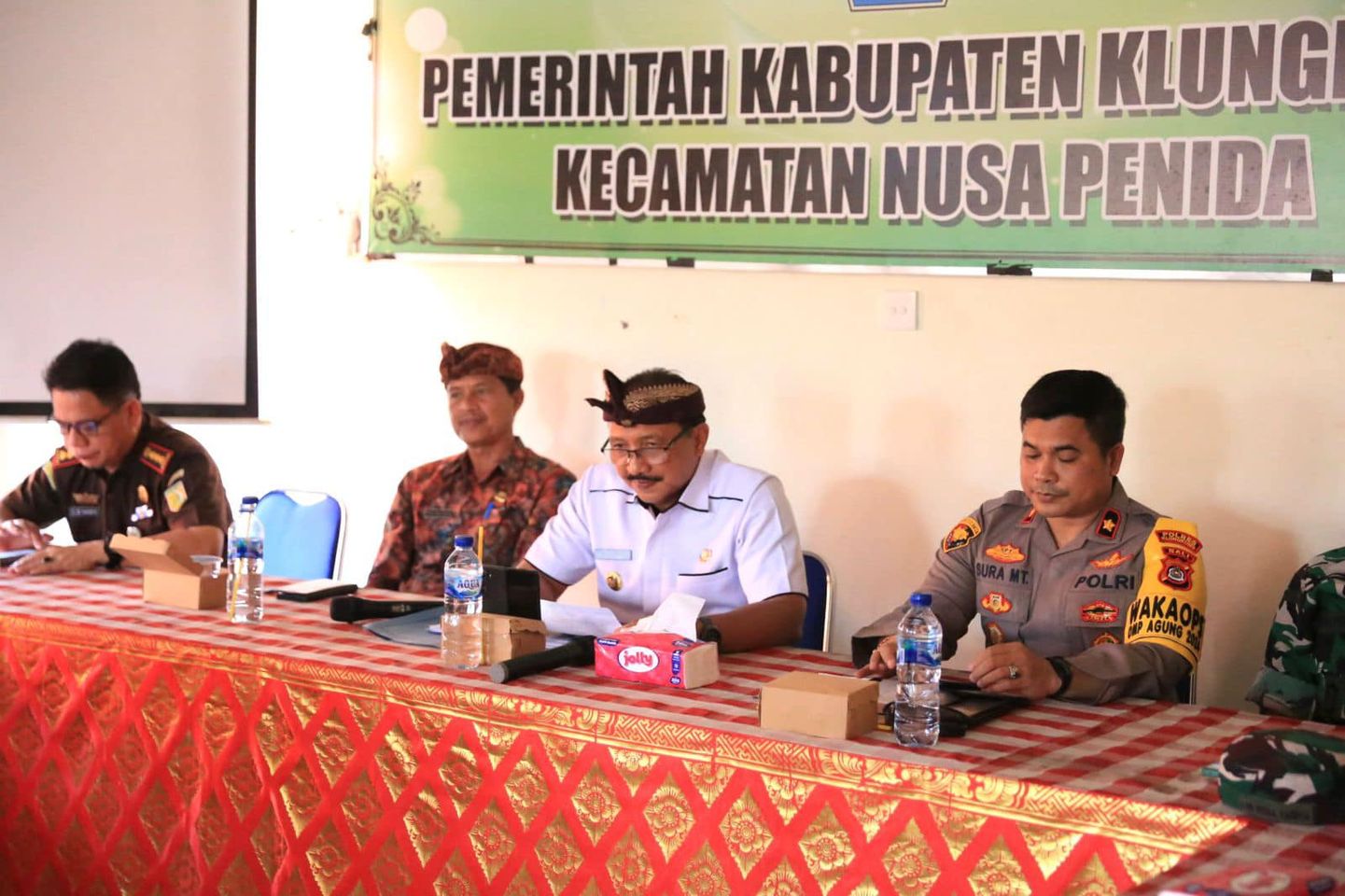 Pj Bupati Jendrika Buka Sosialisasi Pilkada Serentak Tahun 2024 di Kecamatan Nusa Penida