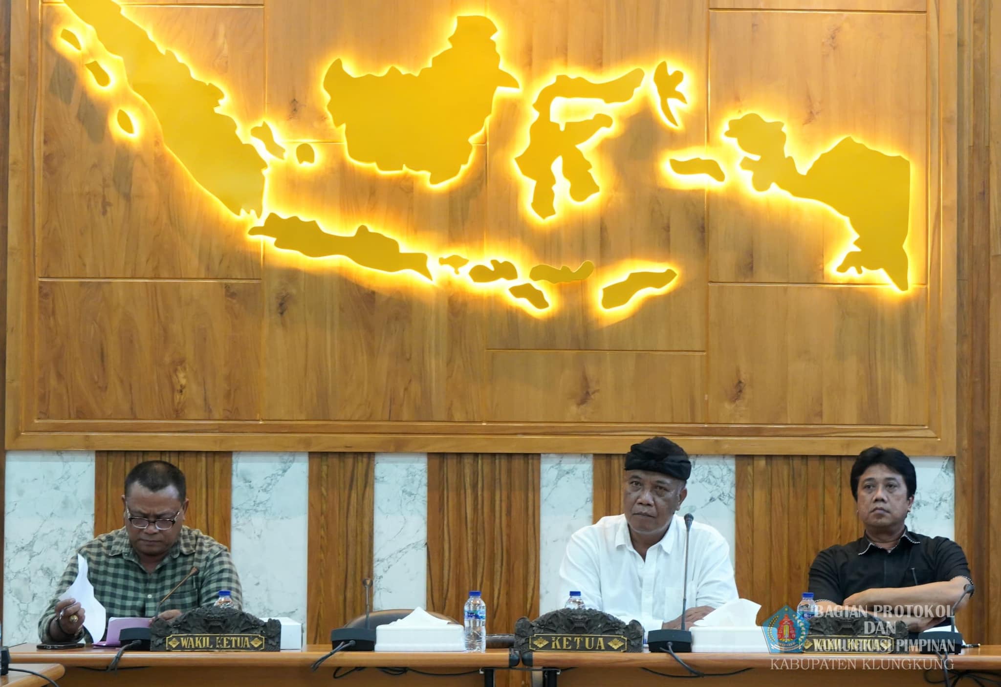 Rapat Gabungan / konsultasi dengan agenda Rancangan Peraturan Daerah (Ranperda)  APBD Tahun Anggaran