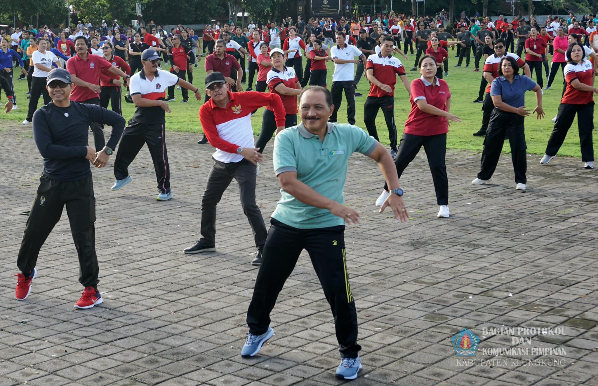 Kegiatan olahraga senam bersama pengawai Pemkab Klungkung,