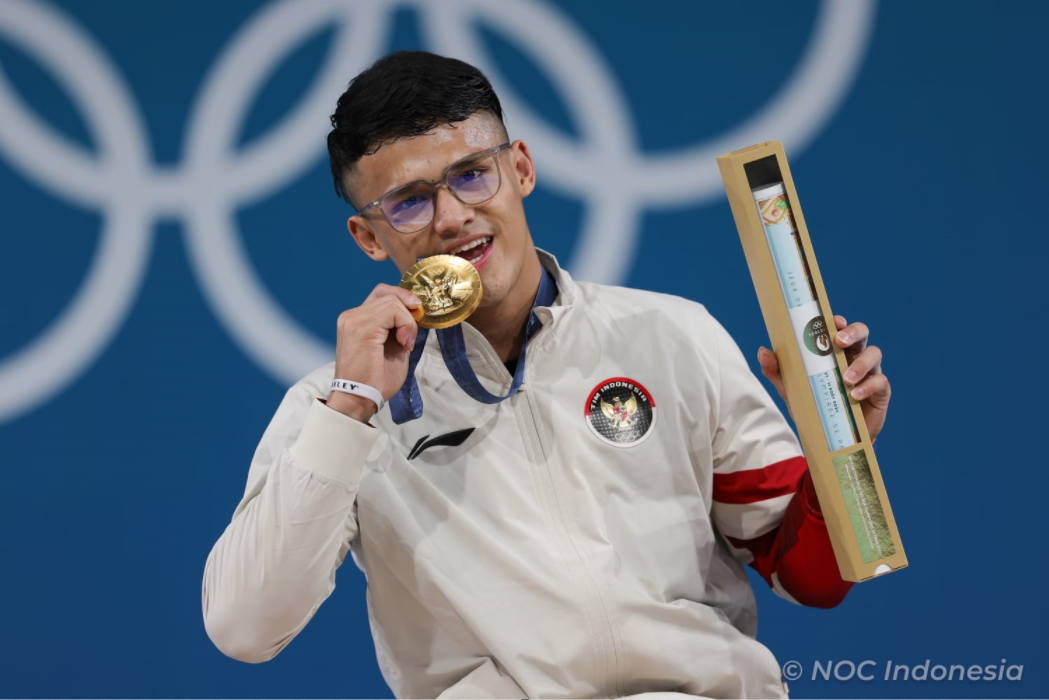 Rizky Juniansyah Ukir Sejarah Emas untuk Indonesia di Olimpiade 2024 Paris.