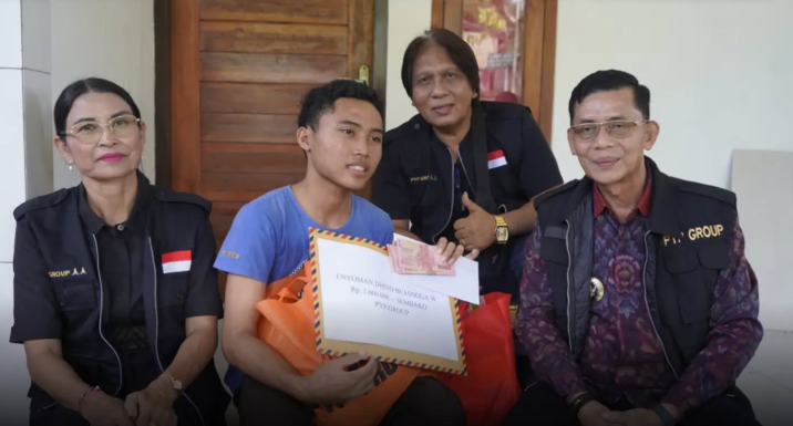 Bupati Klungkung bersama Ketua TP-PKK dan PYP Group bergerak cepat menyalurkan bantuan